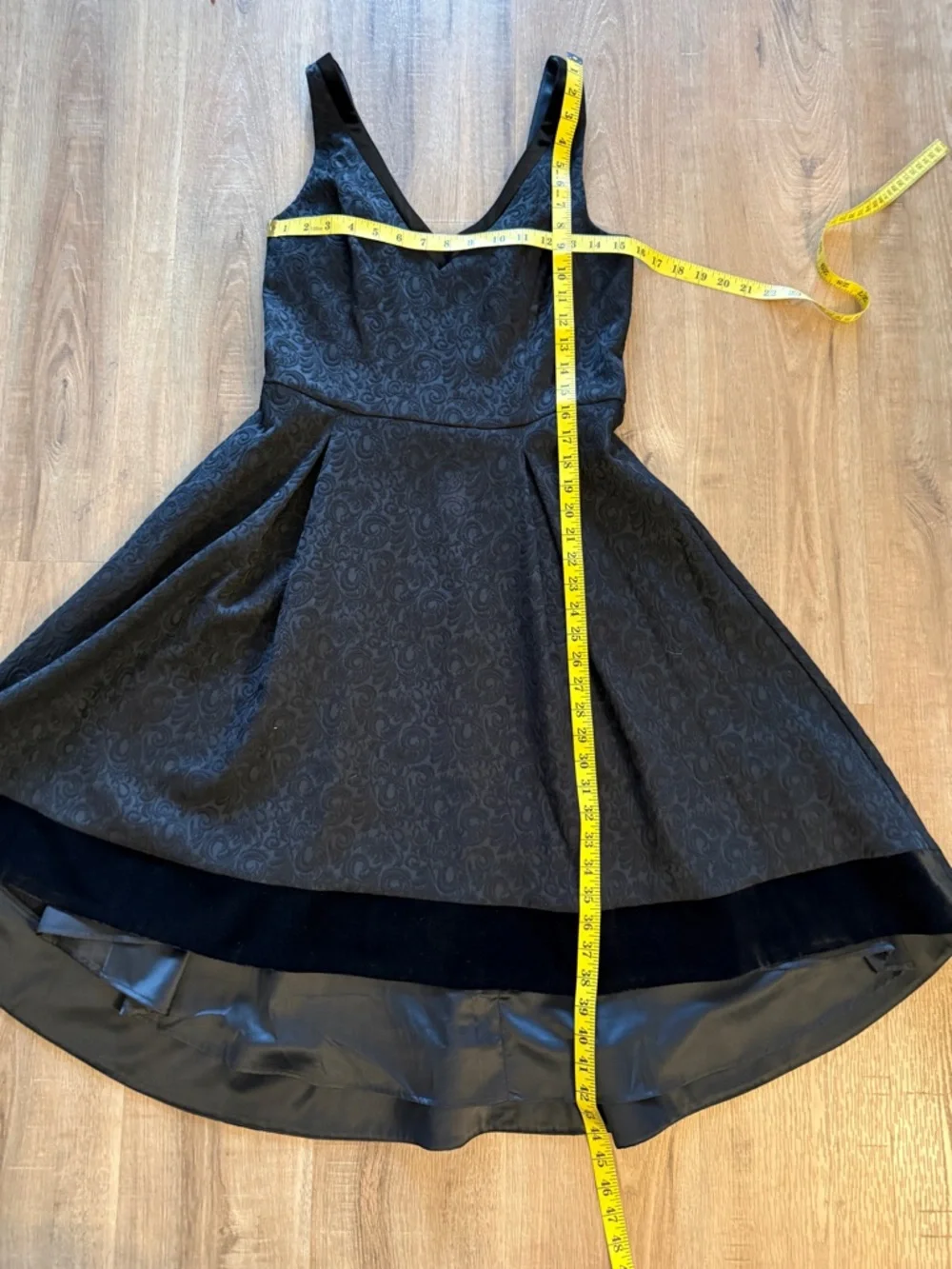 WHBM White House Black Market Black Jaquard Velvet Trim Dress Pinup Goth 8 - Picture 7 of 8